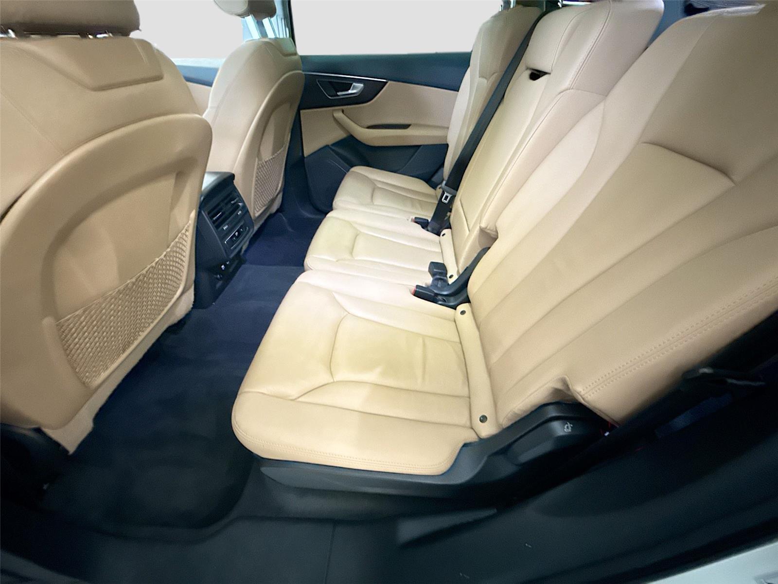 2021 Audi Q7 Premium