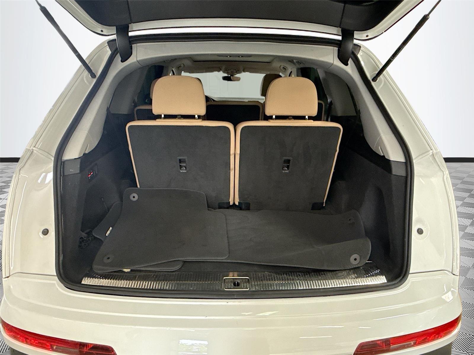 2021 Audi Q7 Premium
