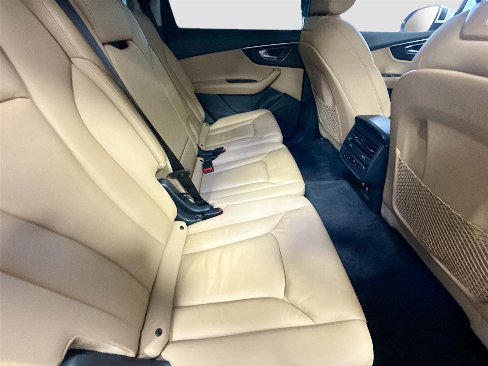 2021 Audi Q7 Premium