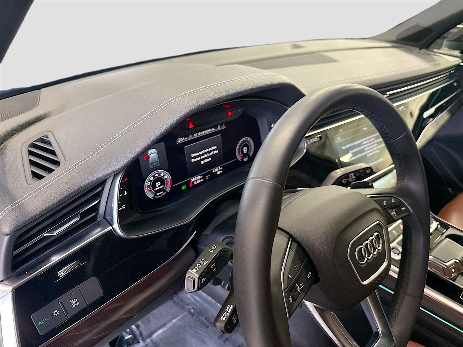 2023 Audi Q7 Premium Plus