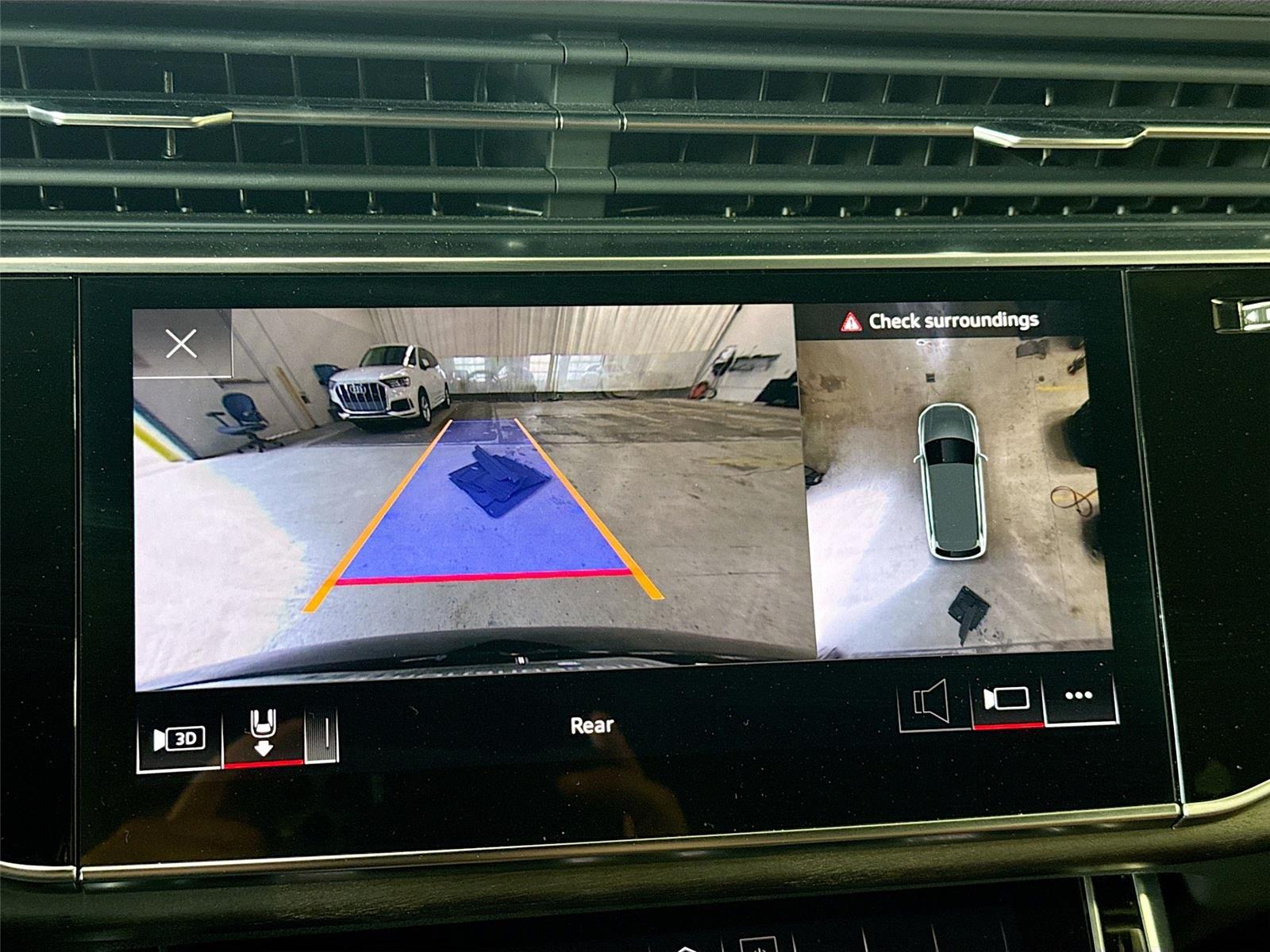 2023 Audi Q7 Premium Plus