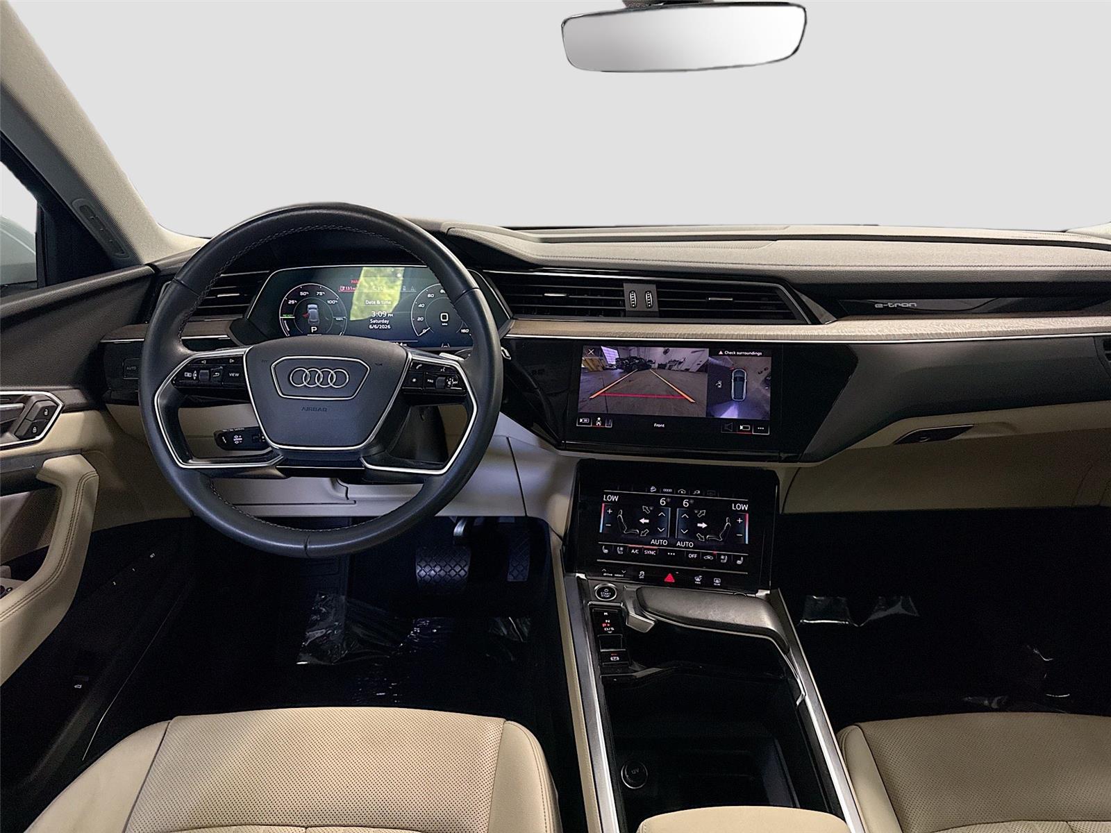 2024 Audi Q8 e-tron Premium Plus