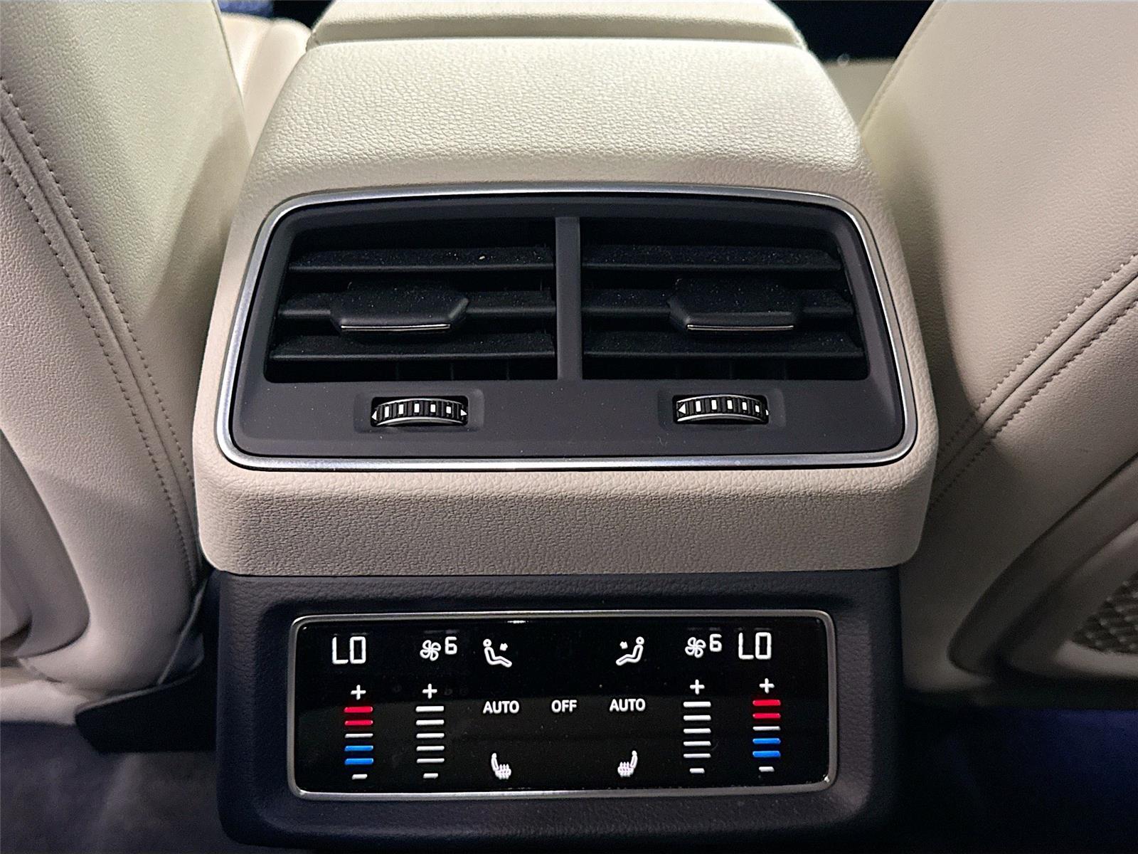 2024 Audi Q8 e-tron Premium Plus