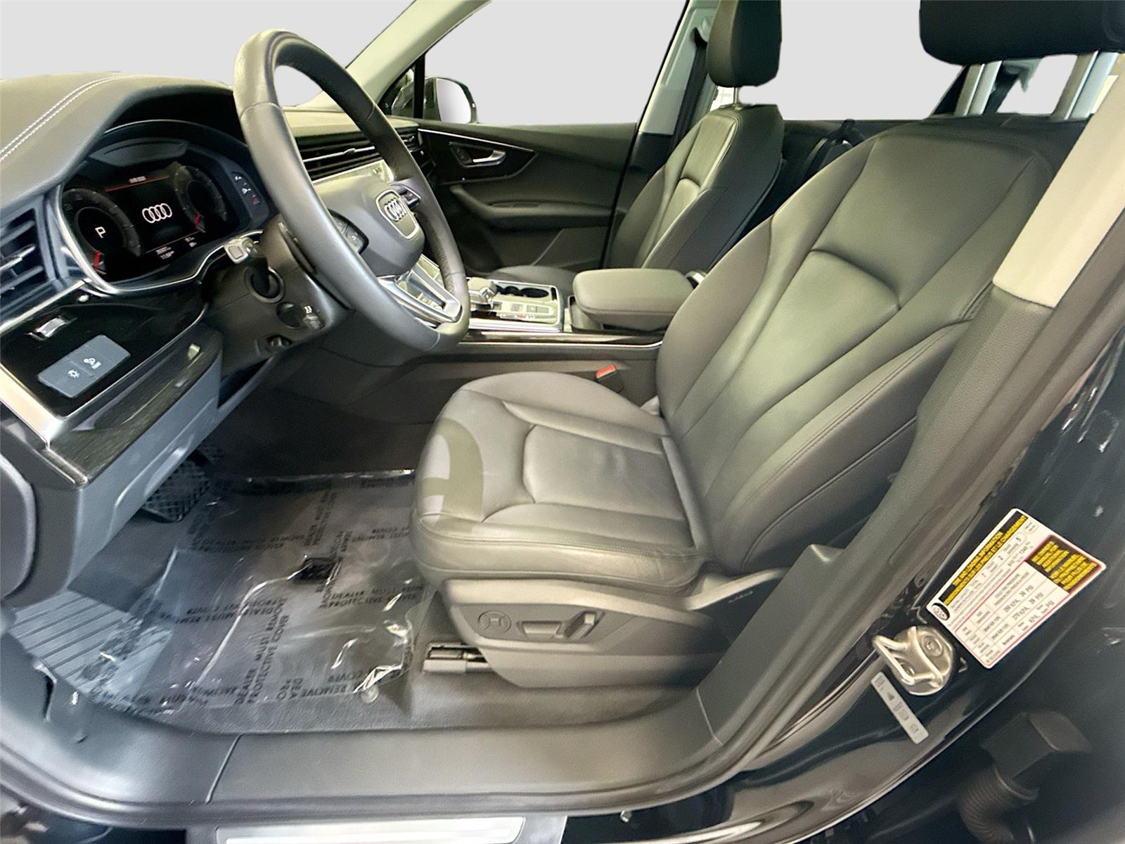 2023 Audi Q7 Premium