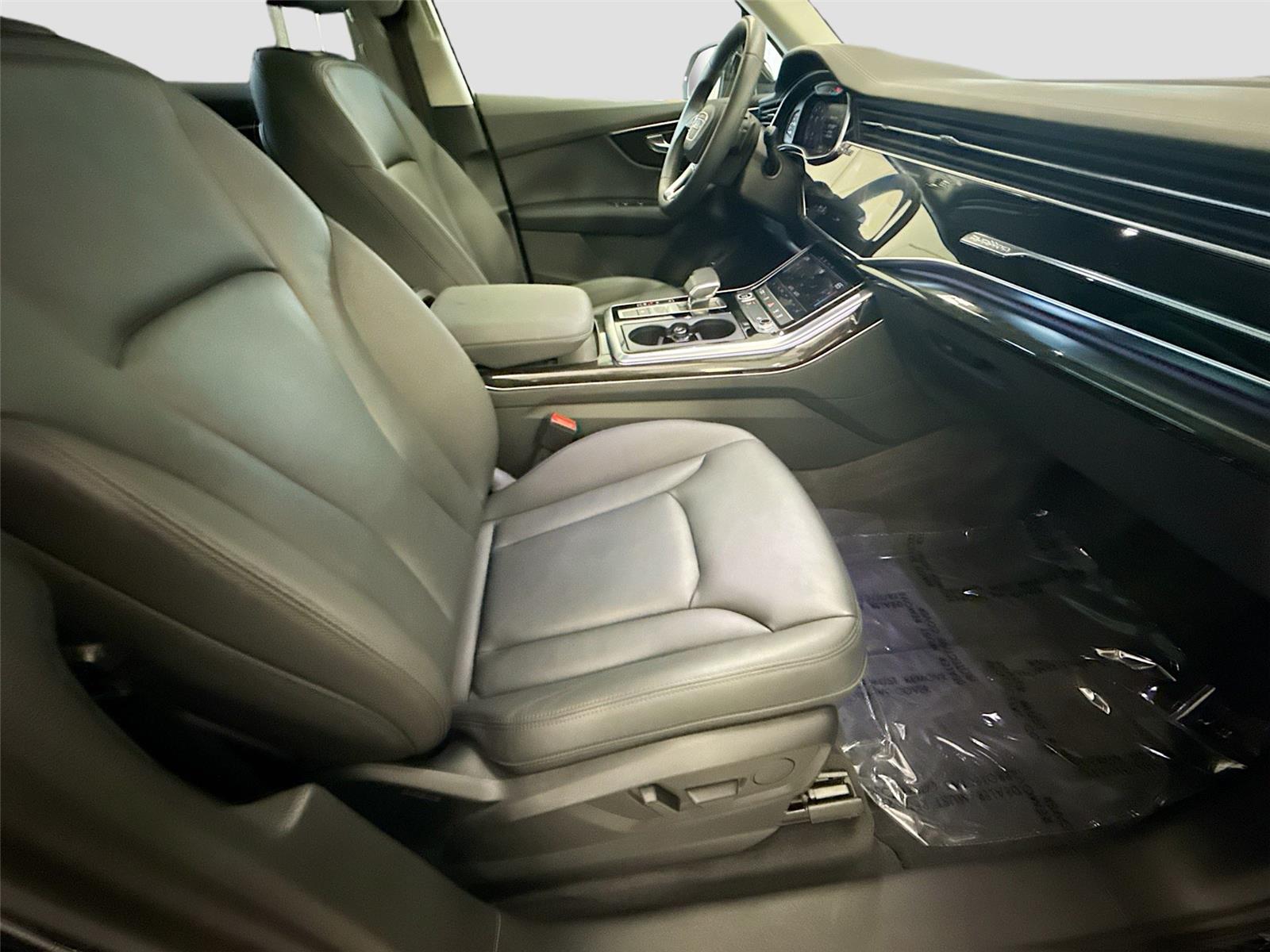 2023 Audi Q7 Premium