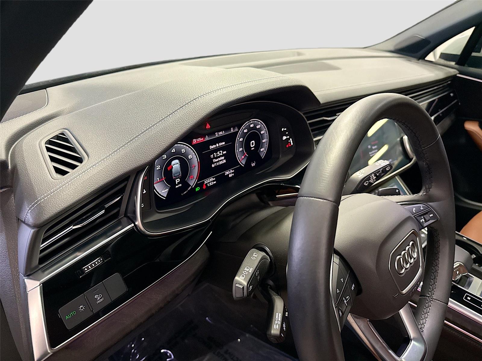 2023 Audi Q7 Premium Plus