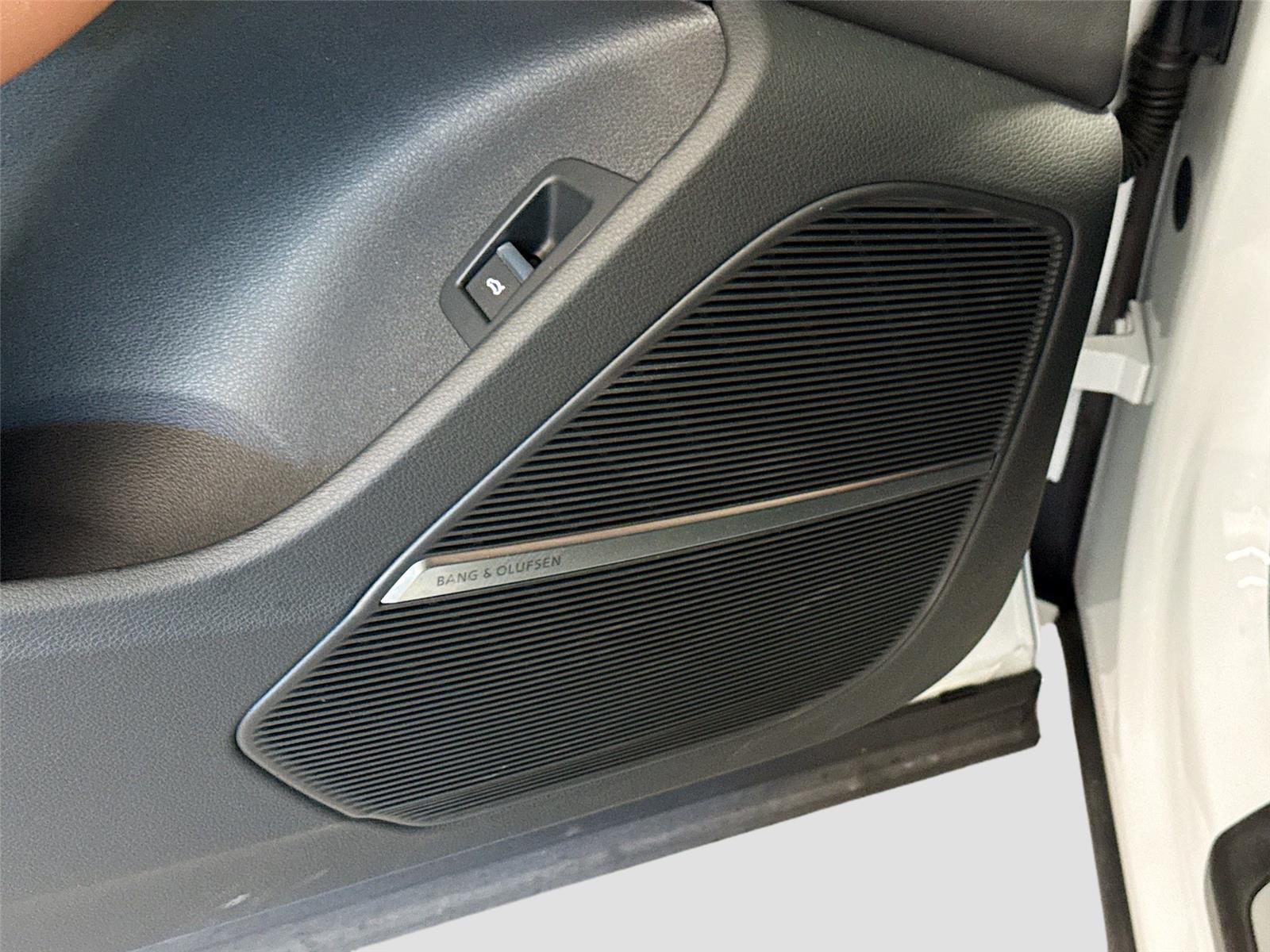 2023 Audi Q7 Premium Plus