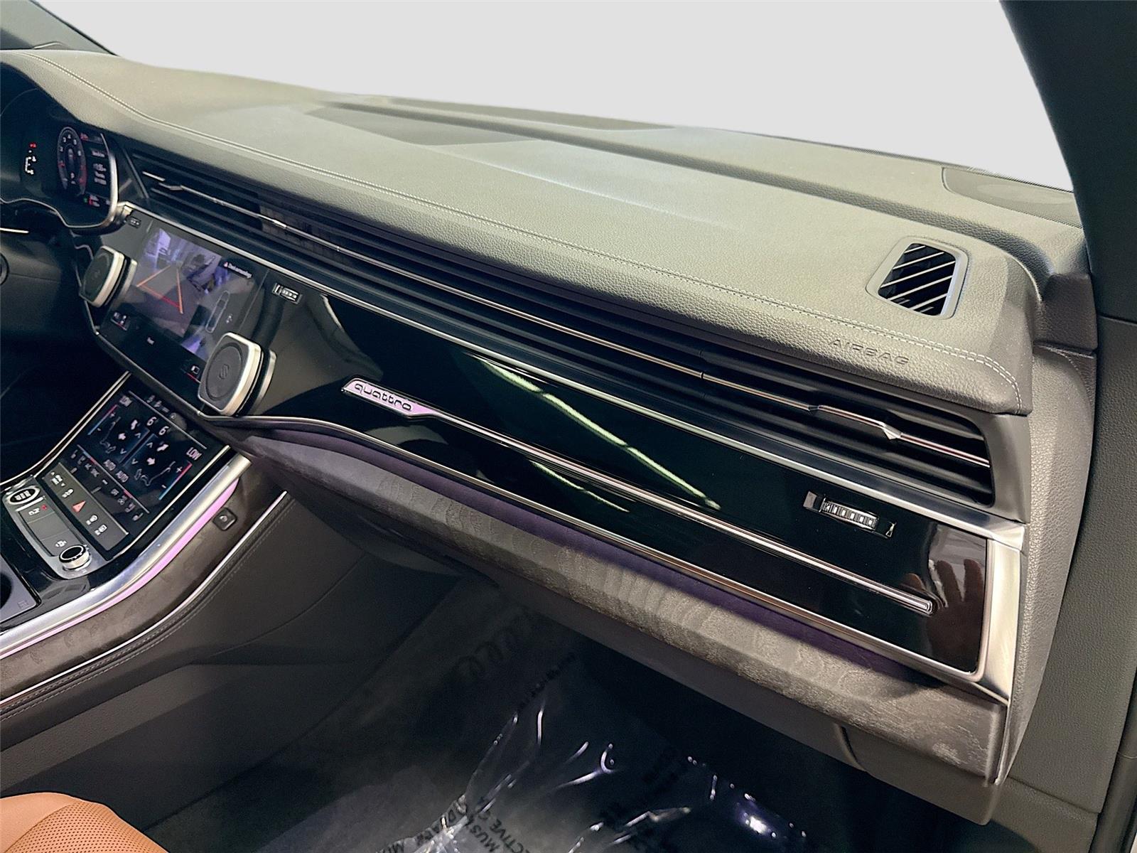 2023 Audi Q7 Premium Plus