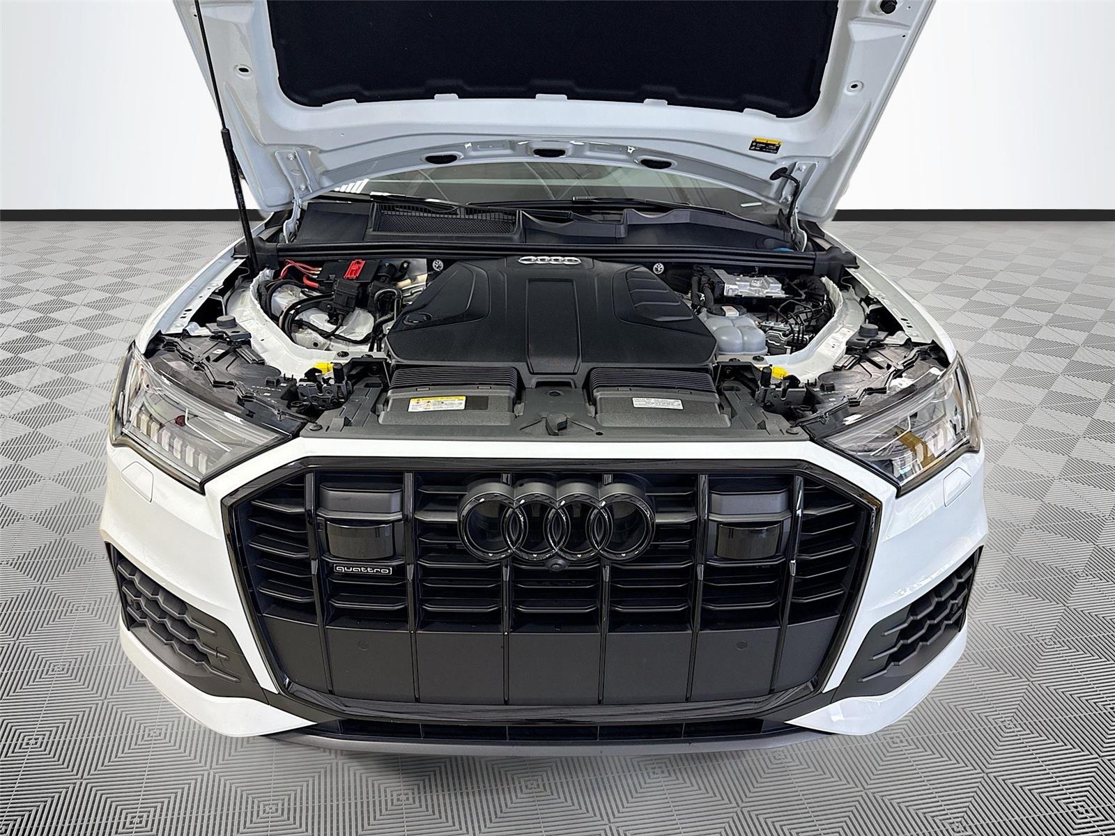 2023 Audi Q7 Premium Plus