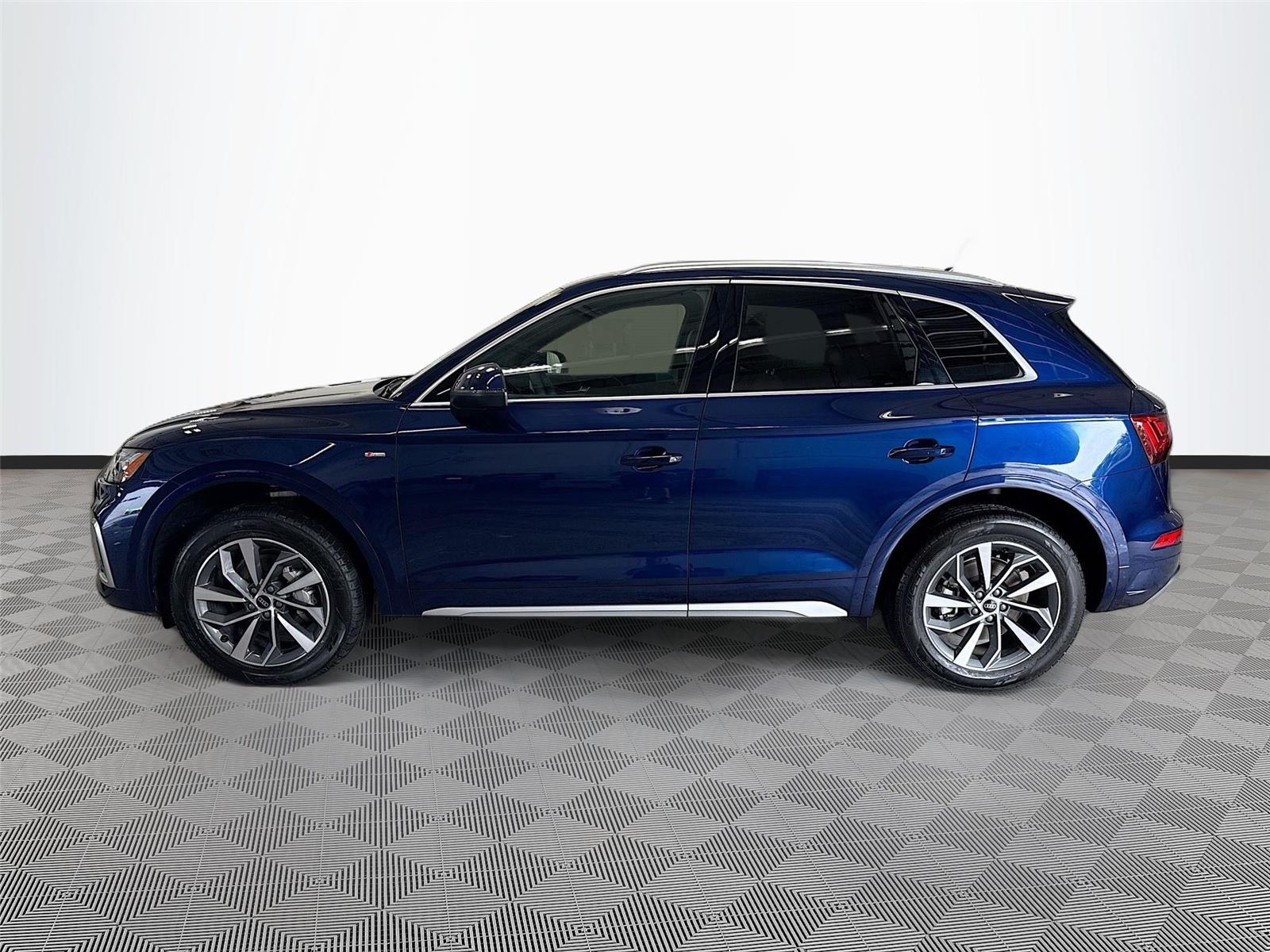 2024 Audi Q5 S line Premium