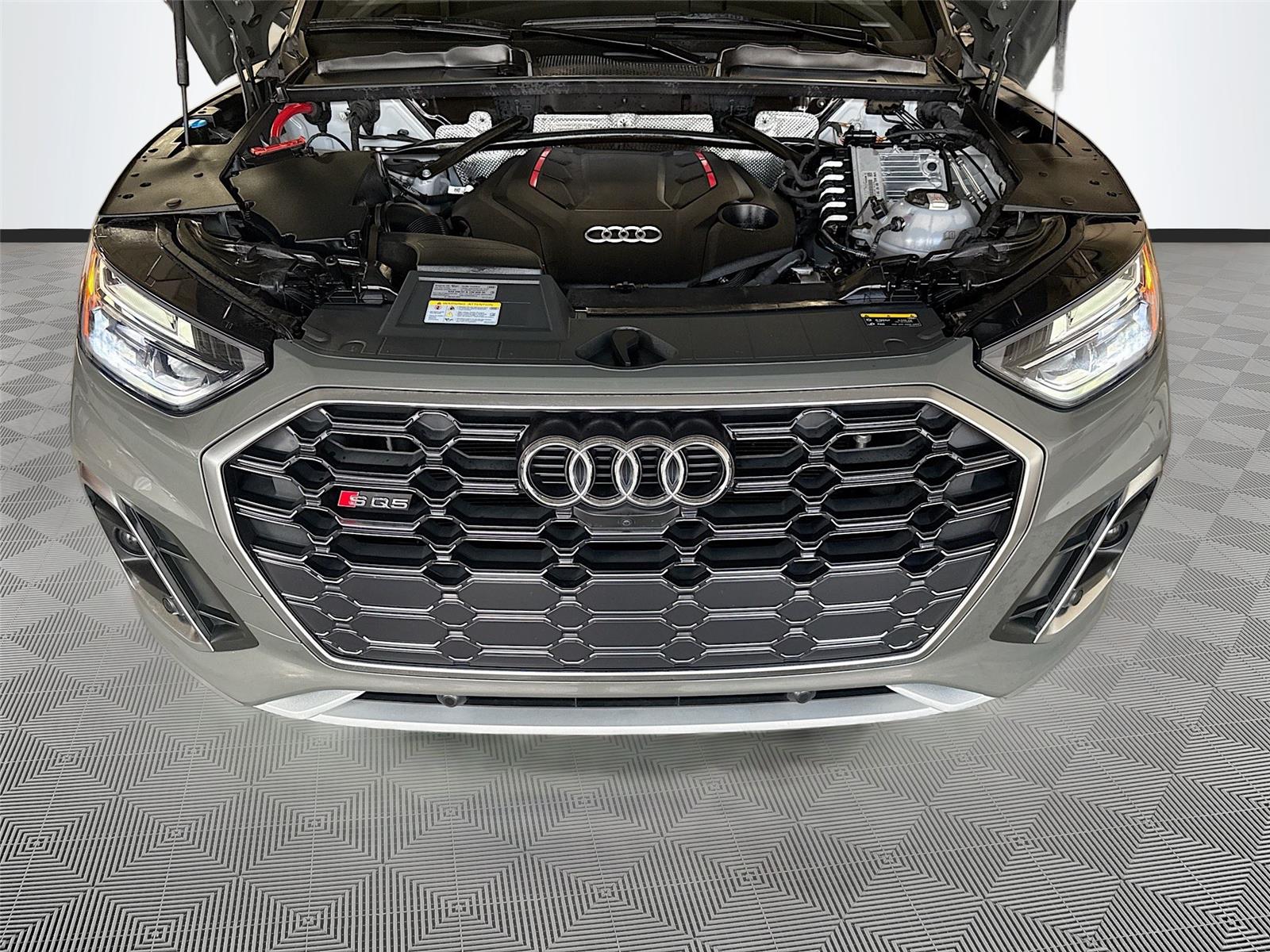 2023 Audi SQ5 Premium Plus