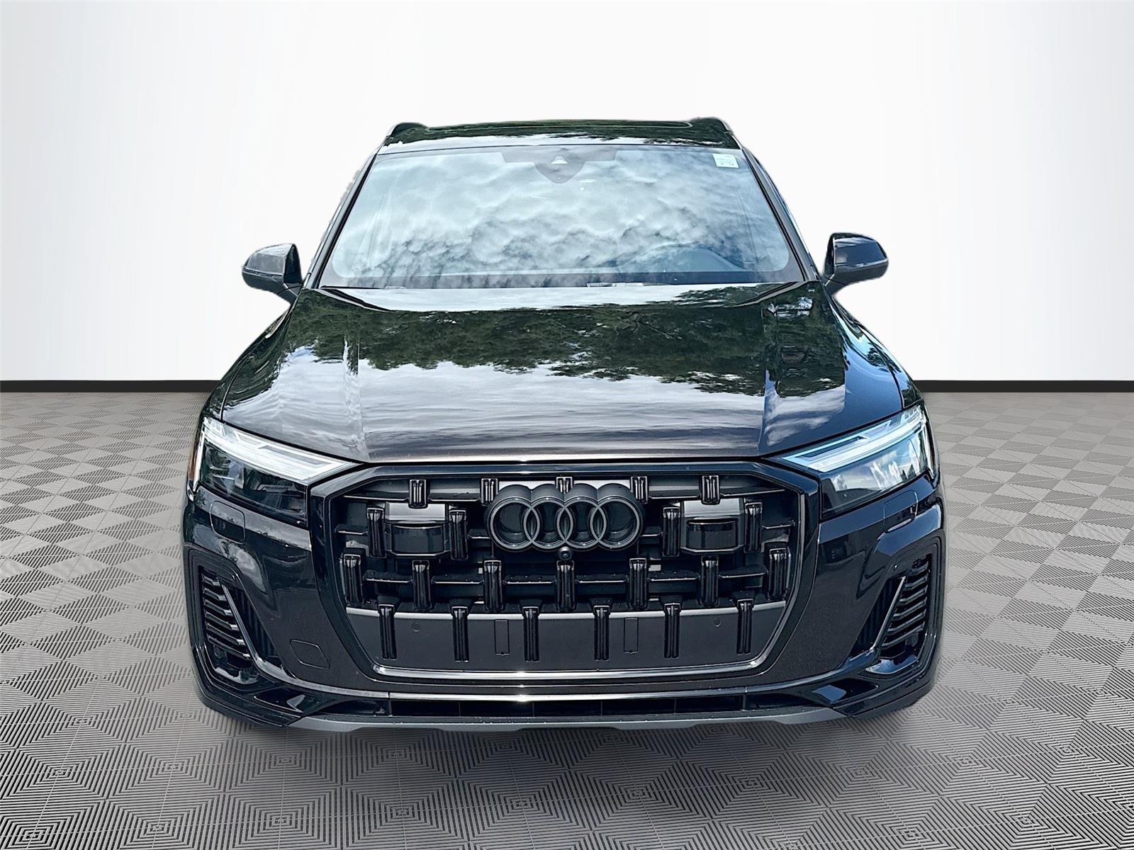 2026 Audi Q7 Premium Plus