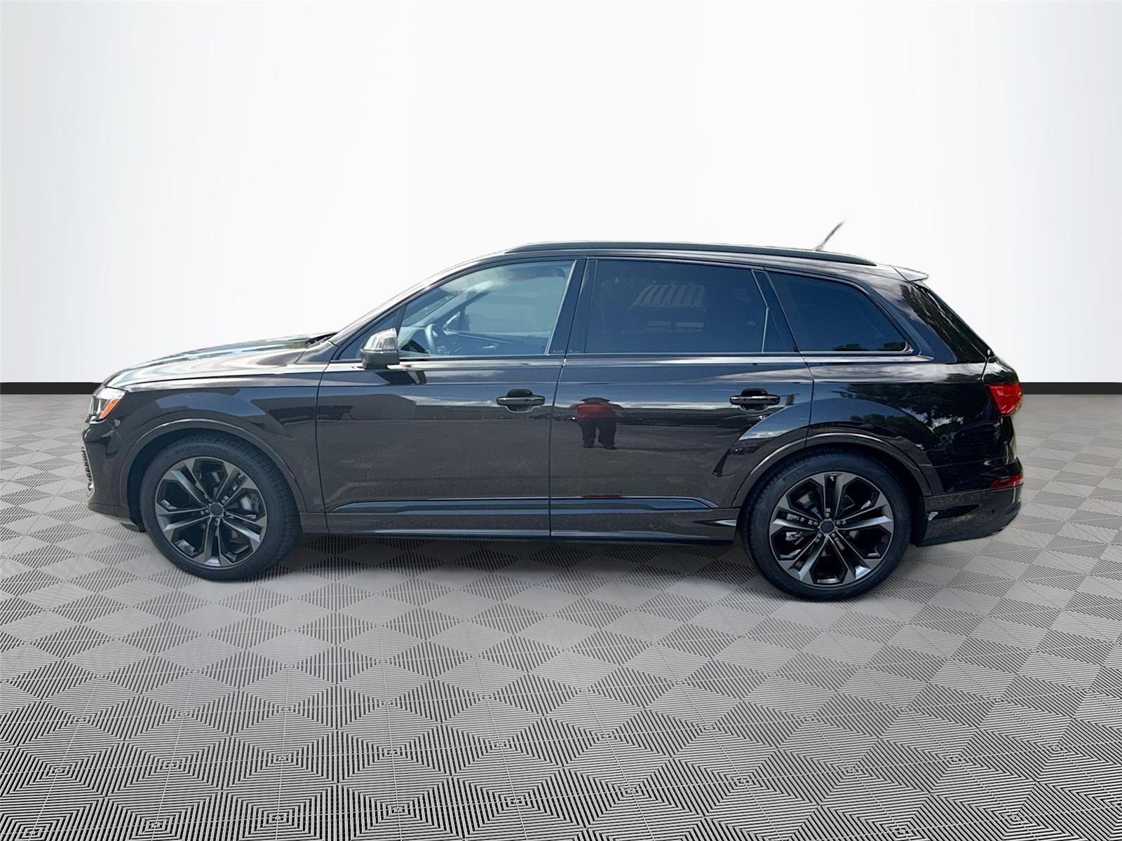 2026 Audi Q7 Premium Plus