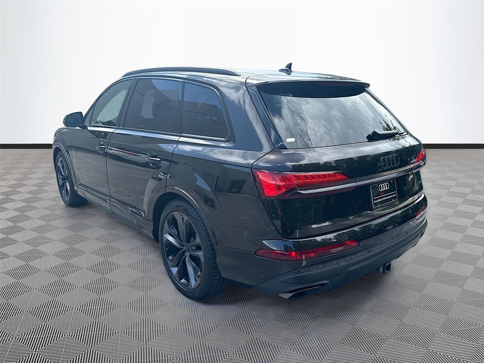 2026 Audi Q7 Premium Plus