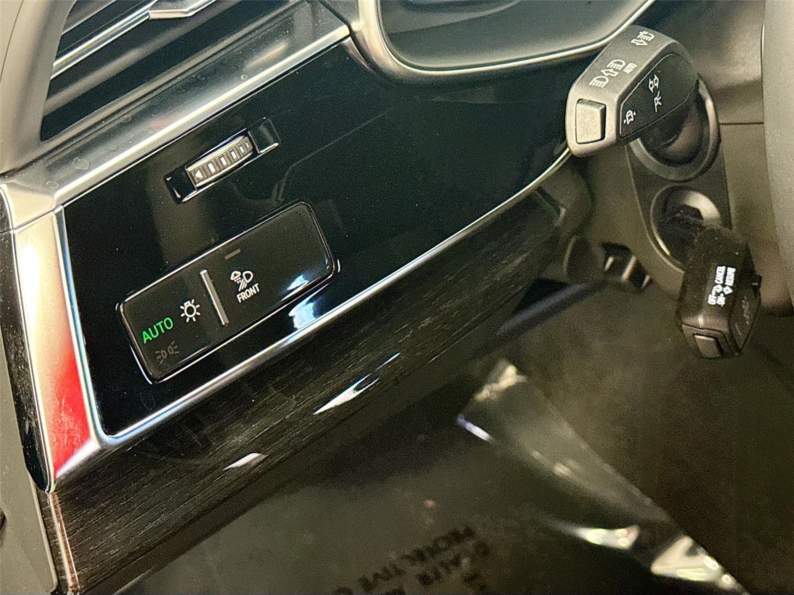 2026 Audi Q7 Premium Plus
