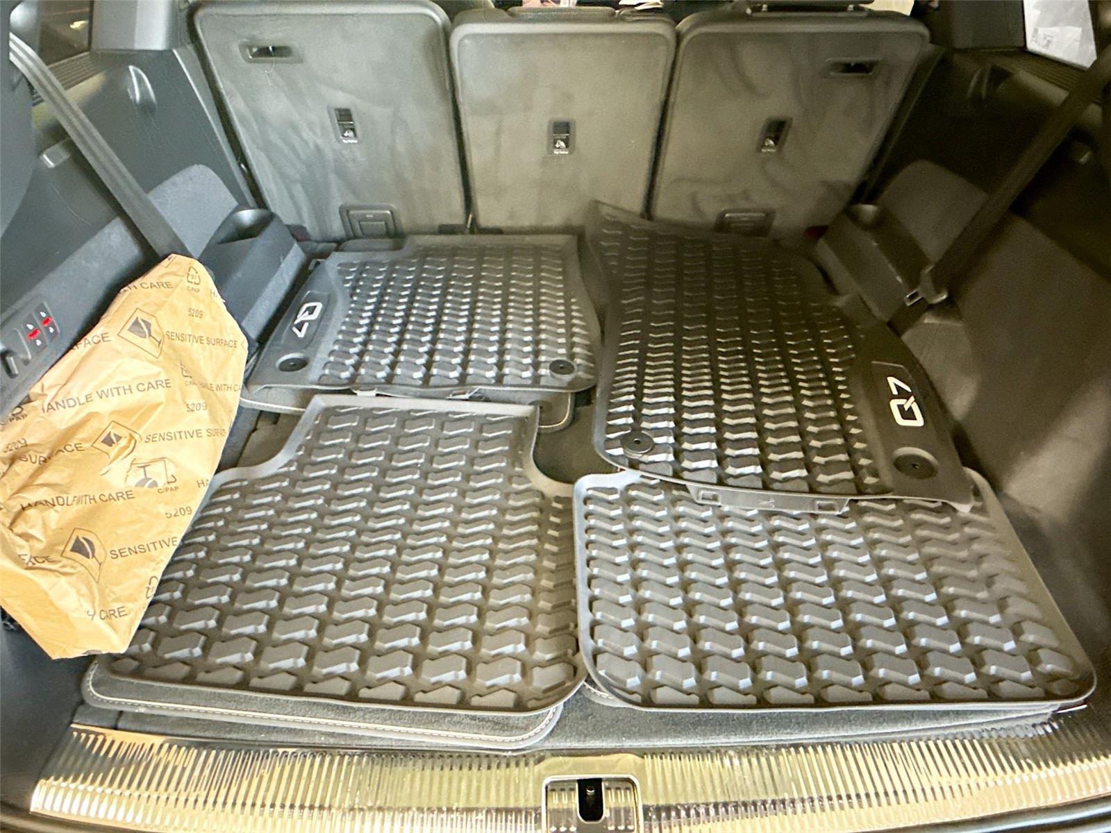 2026 Audi Q7 Premium Plus