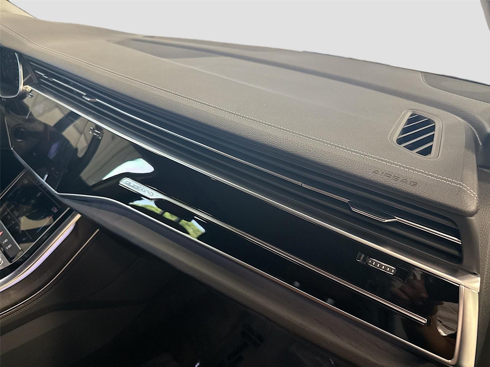 2023 Audi Q7 Premium Plus