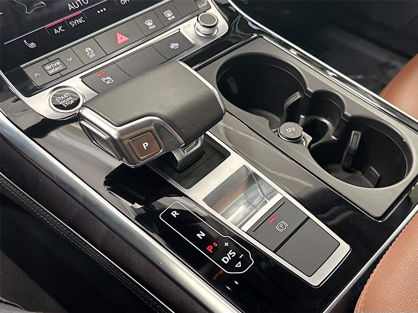 2023 Audi Q7 Premium Plus
