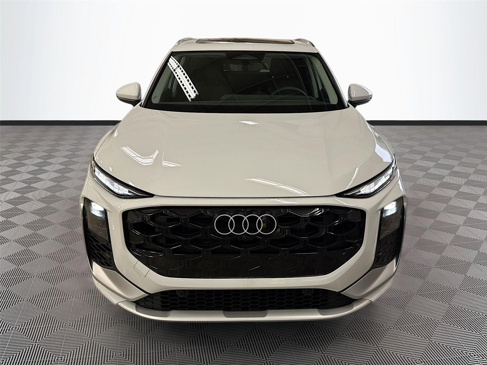 2026 AUDI Q3 S-LINE