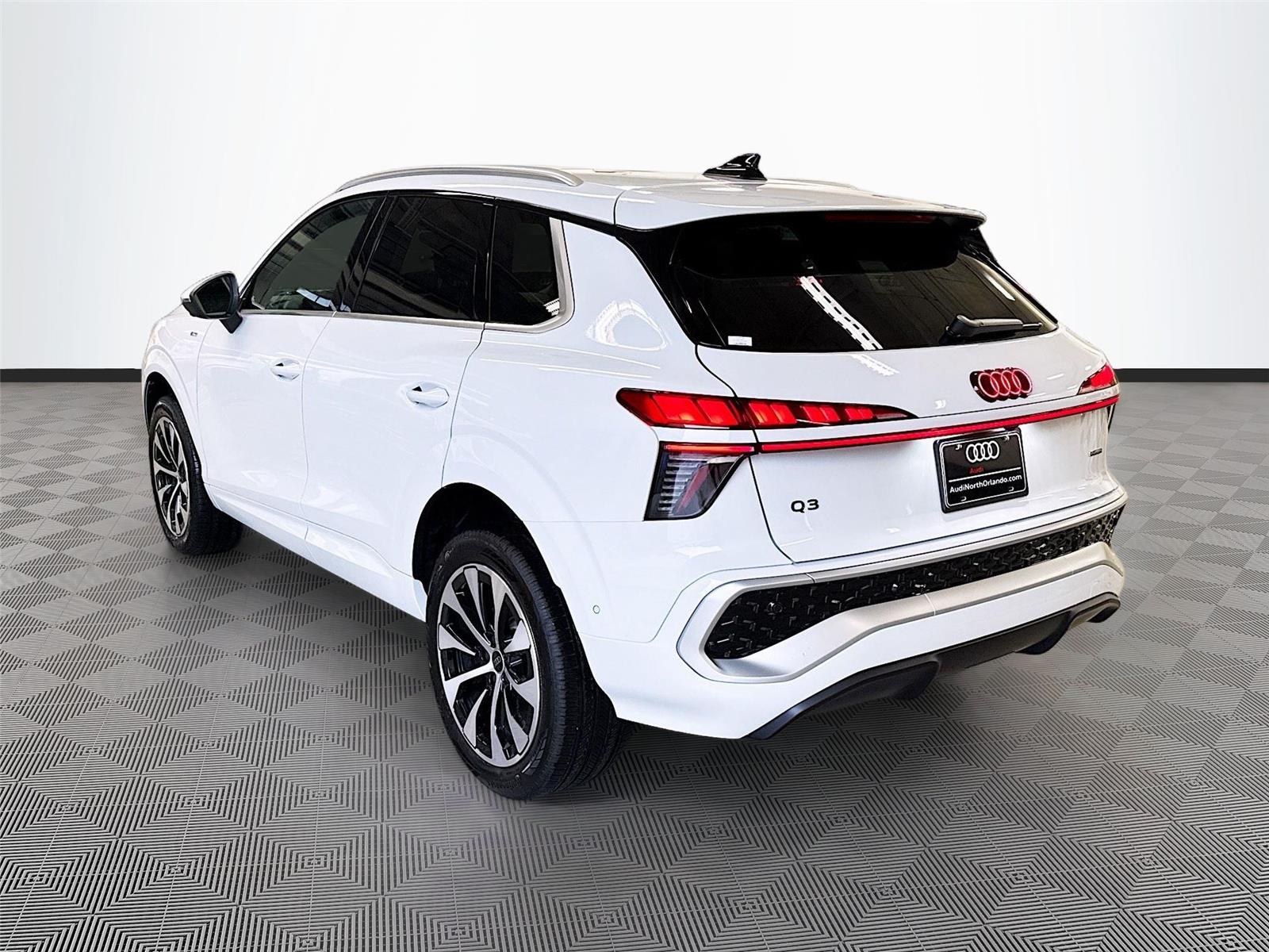 2026 AUDI Q3 S-LINE