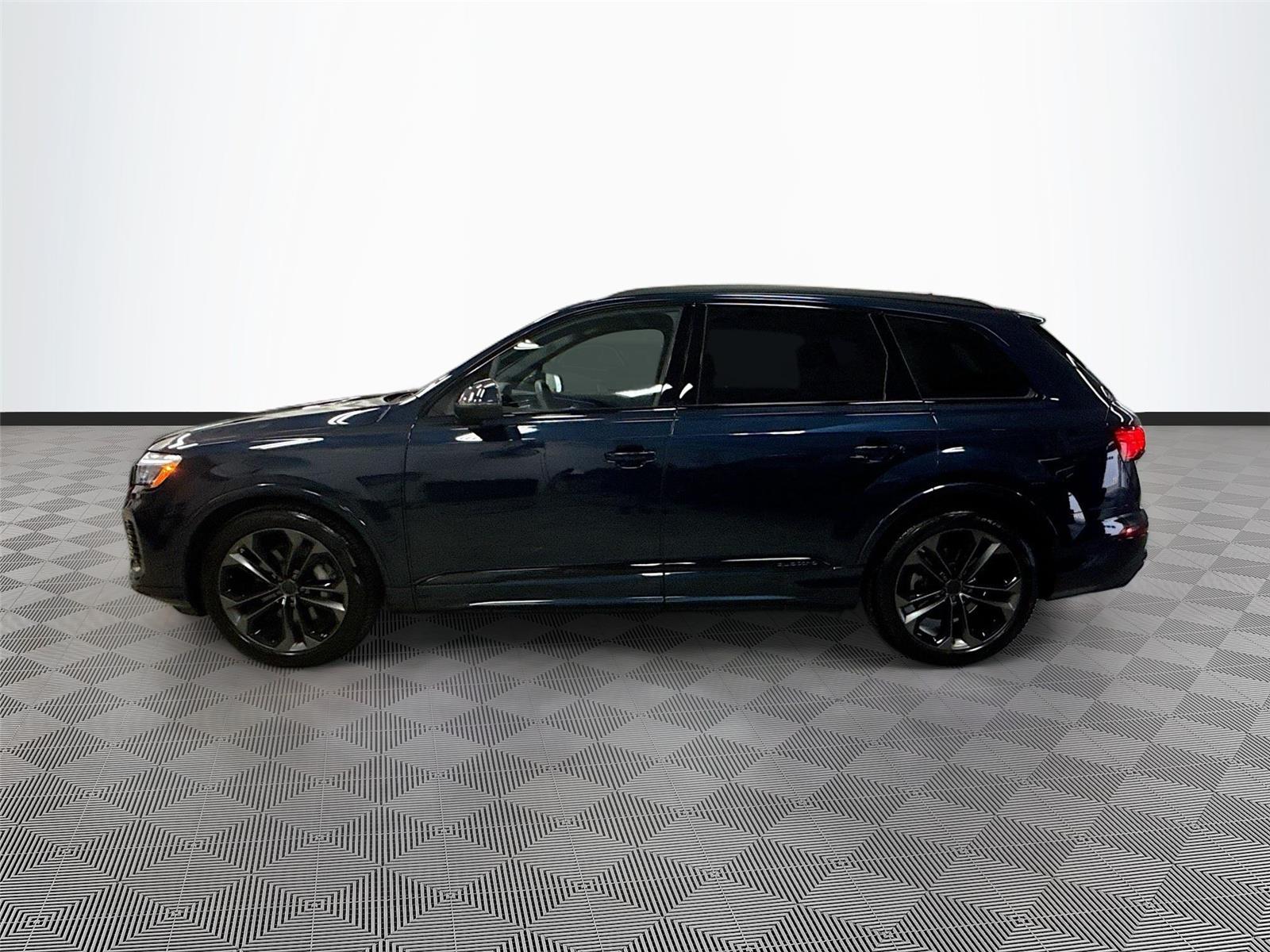 2026 Audi Q7 Premium Plus