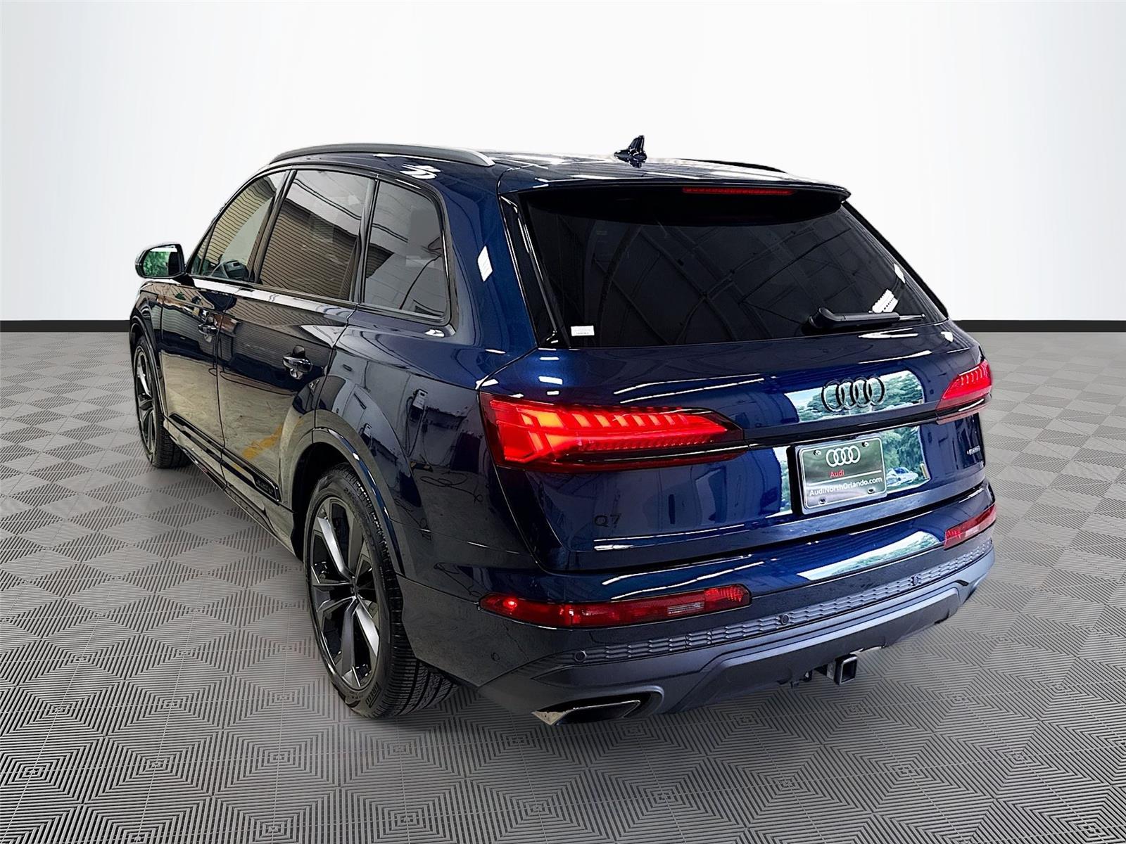 2026 Audi Q7 Premium Plus