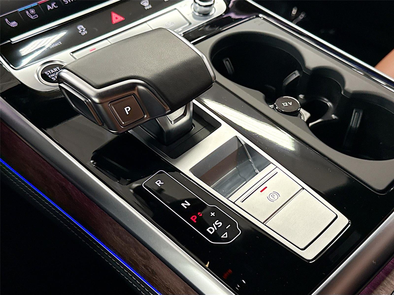 2026 Audi Q7 Premium Plus