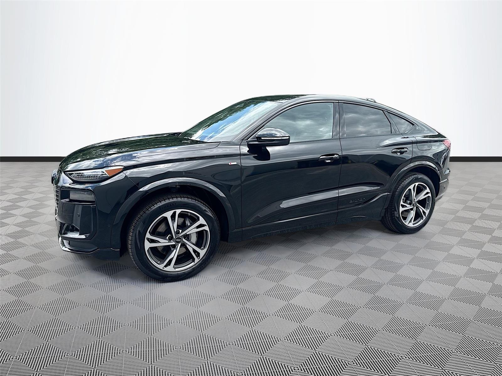 2027 Audi Q6 e-tron Sportback Premium Plus