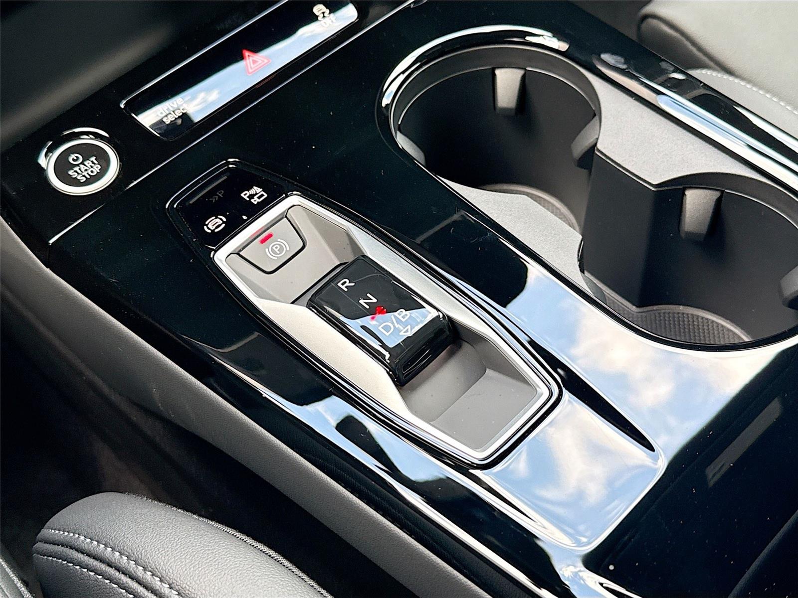 2027 Audi Q6 e-tron Sportback Premium Plus