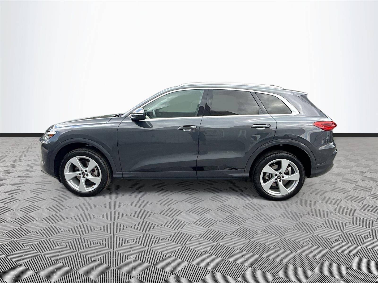 2025 Audi Q5 Premium Plus