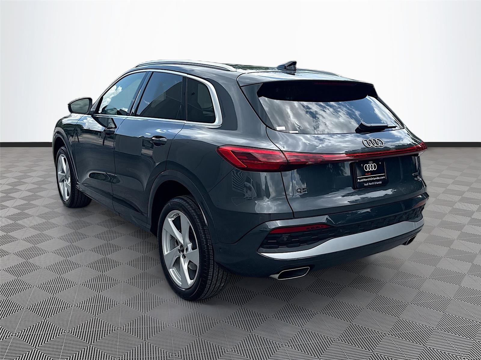 2025 Audi Q5 Premium Plus