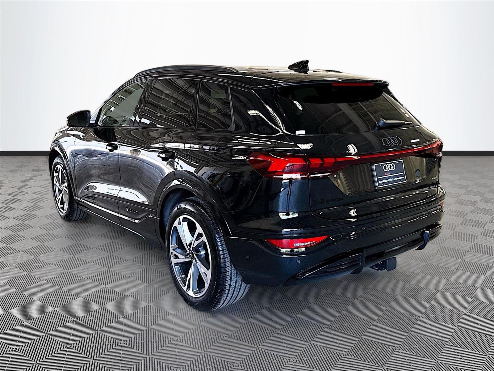 2027 Audi Q6 e-tron Prestige