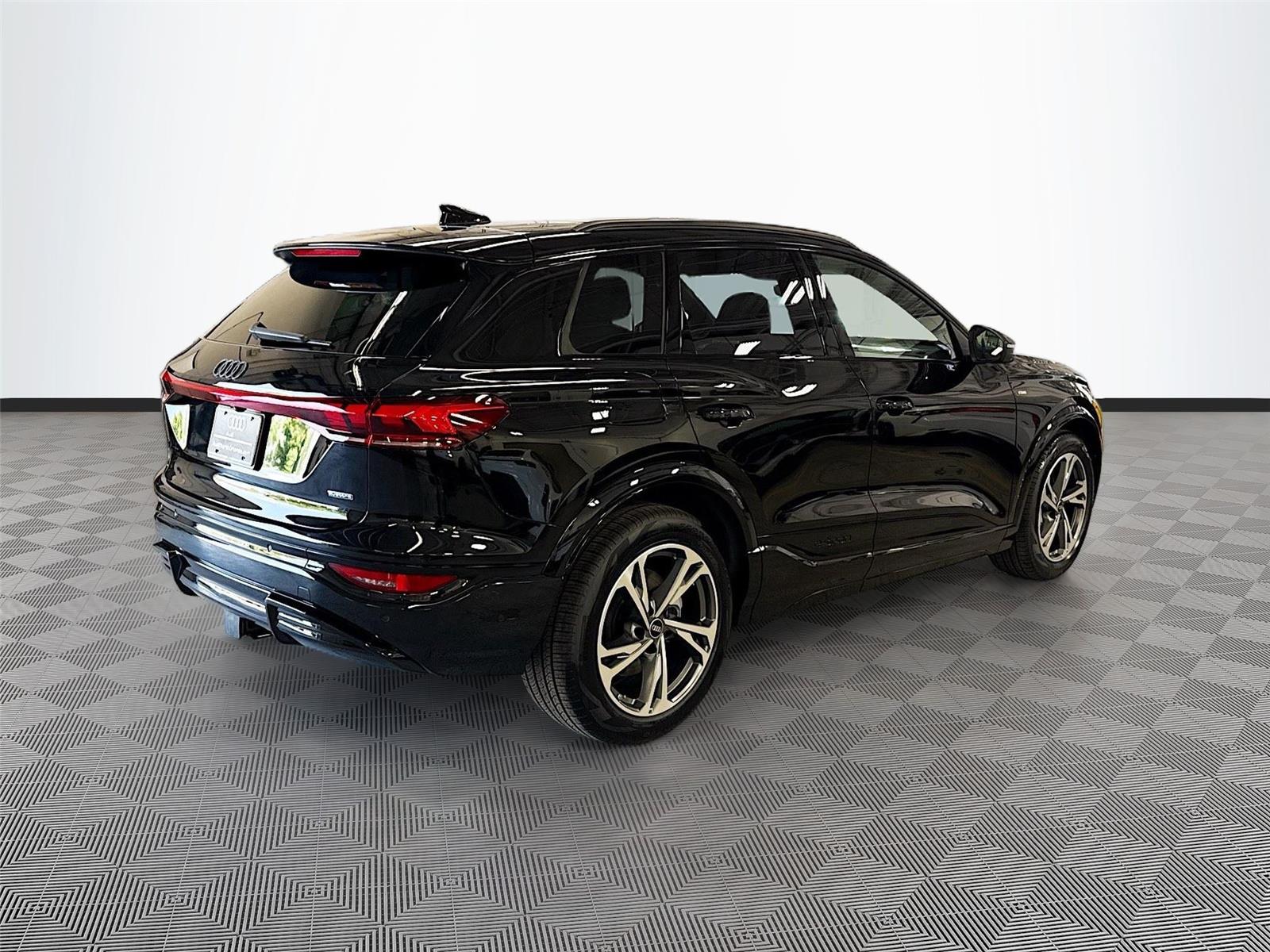 2027 Audi Q6 e-tron Prestige