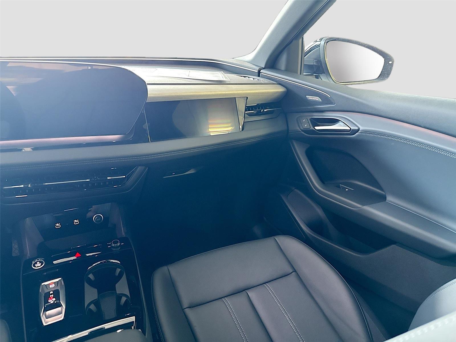 2027 Audi Q6 e-tron Prestige