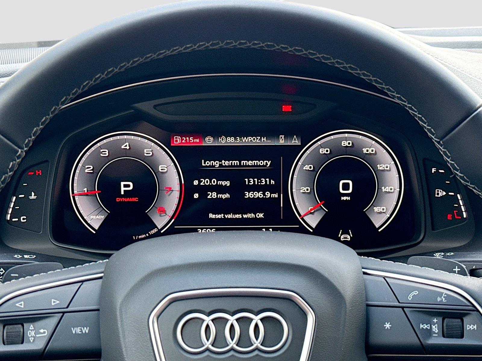 2026 Audi Q7 Premium Plus