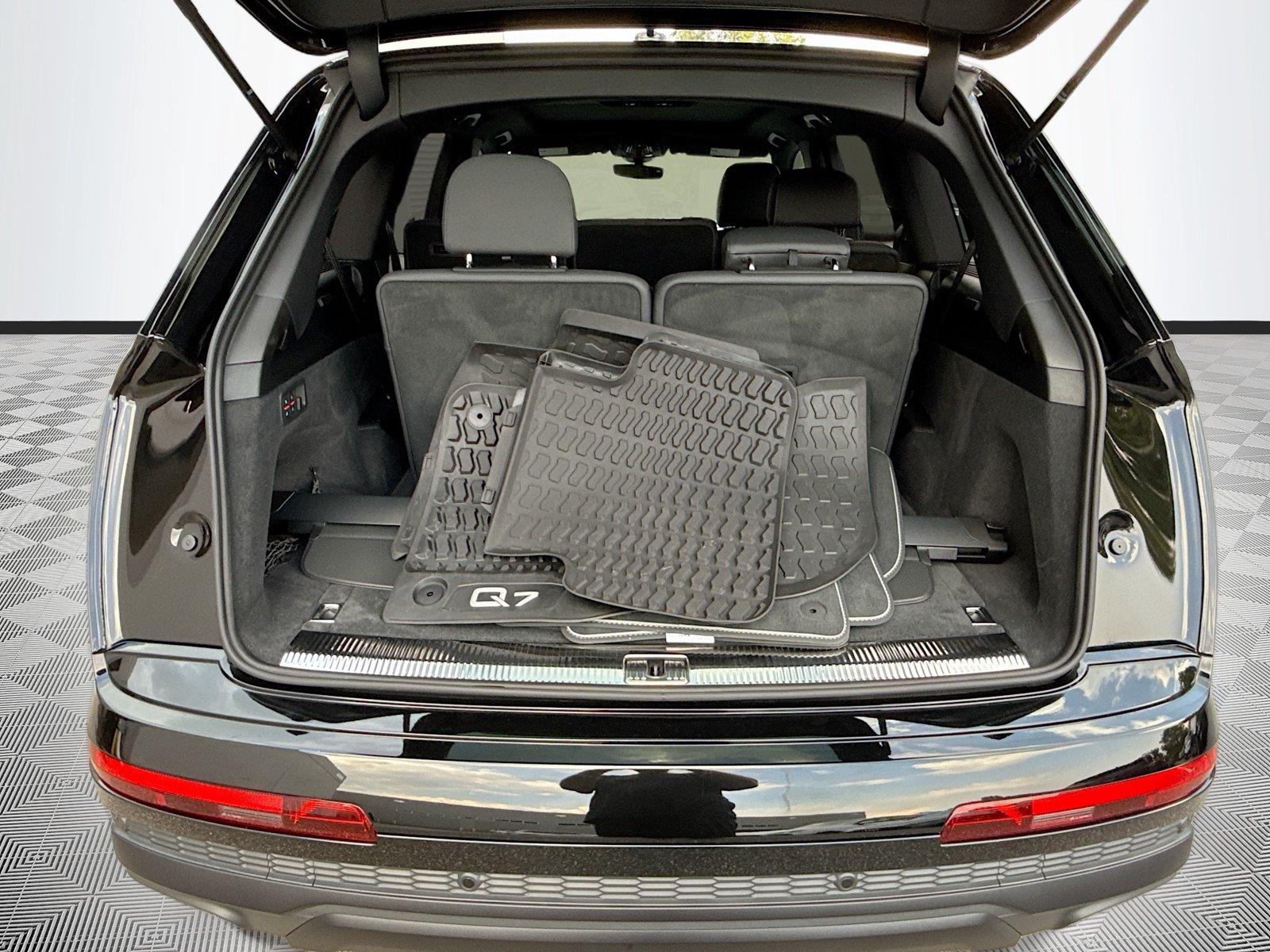 2026 Audi Q7 Premium Plus