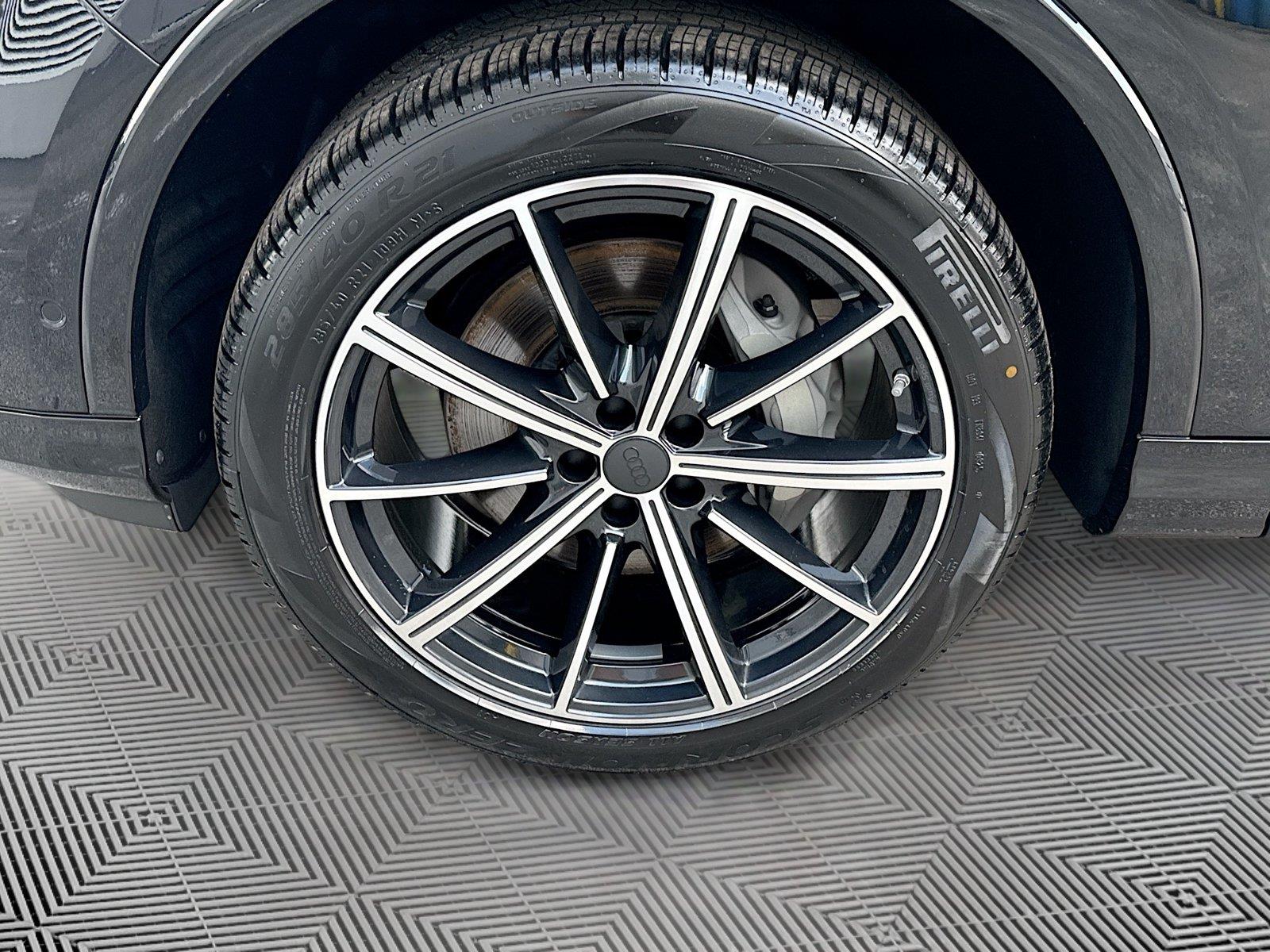 2026 Audi Q7 Premium Plus