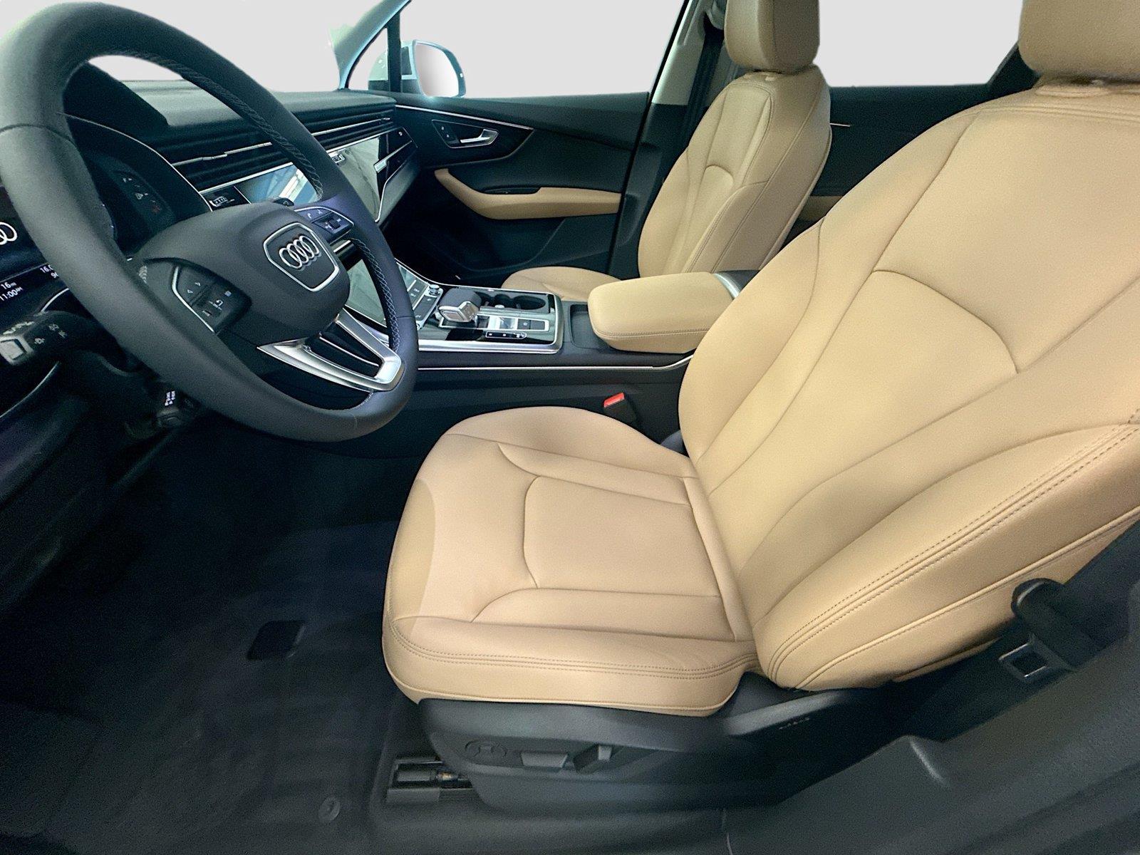 2026 Audi Q7 Premium