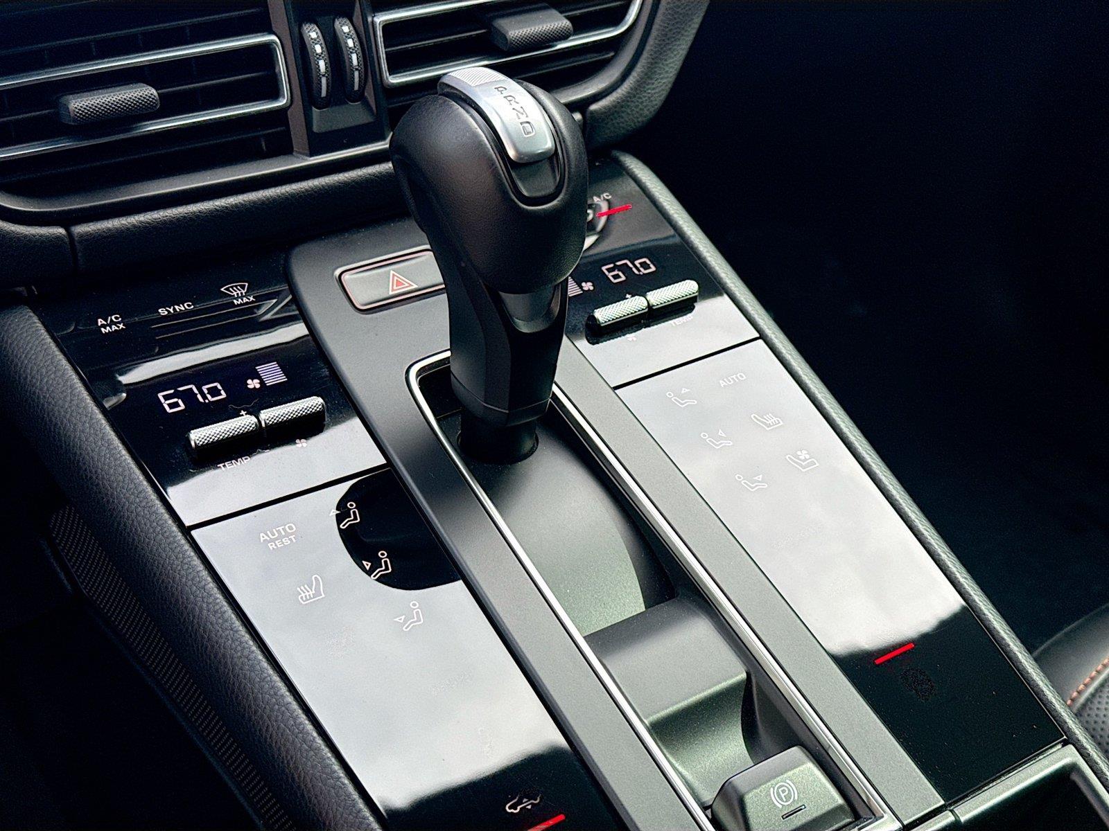 2024 Porsche Macan GTS