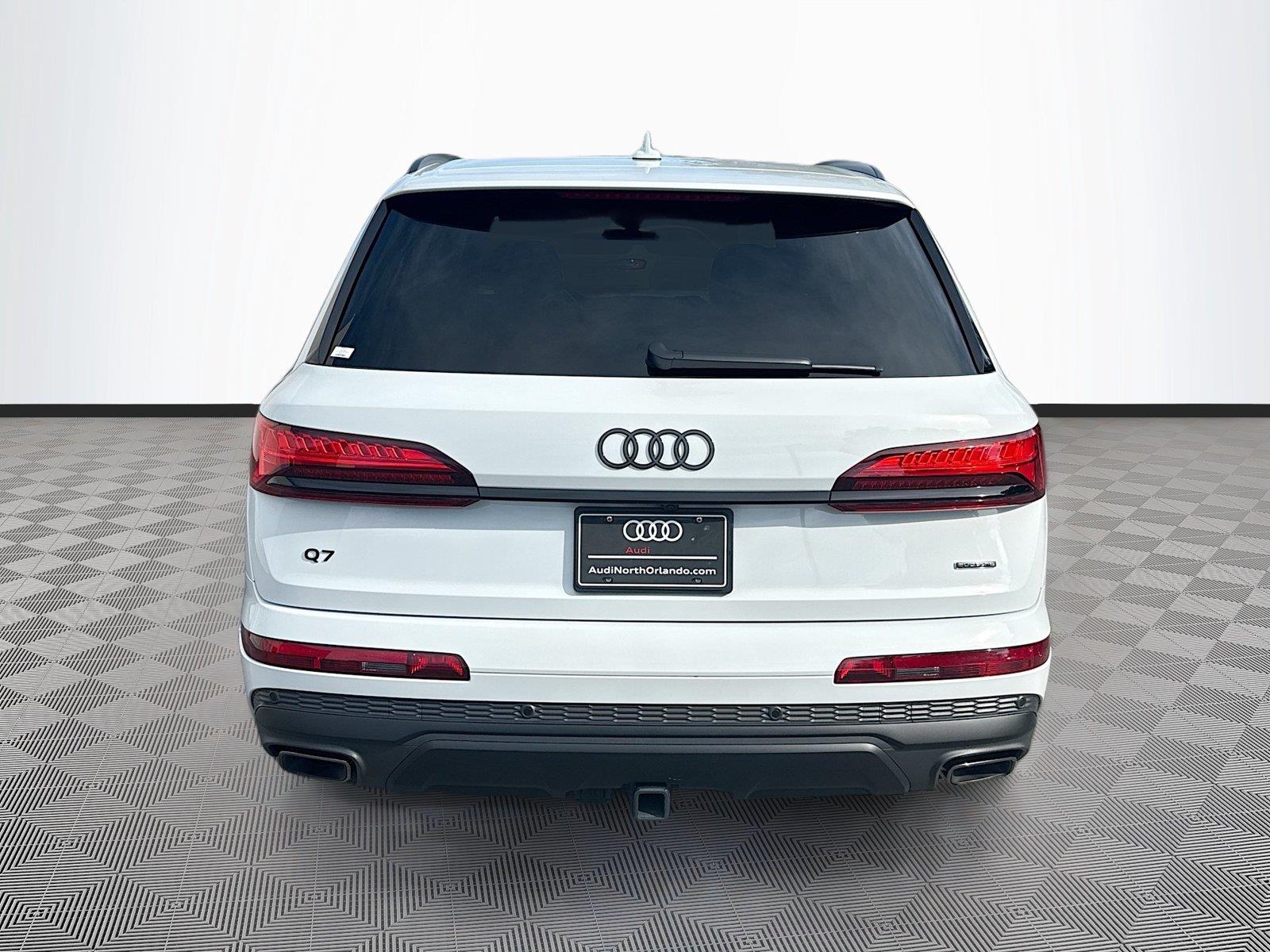 2026 Audi Q7 Premium