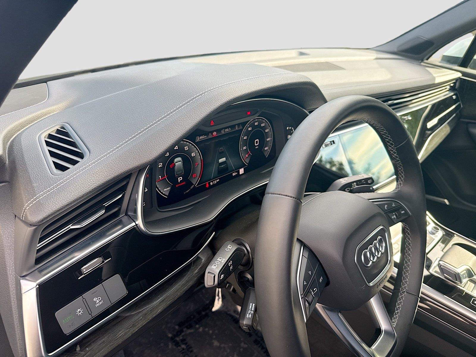 2026 Audi Q7 Premium