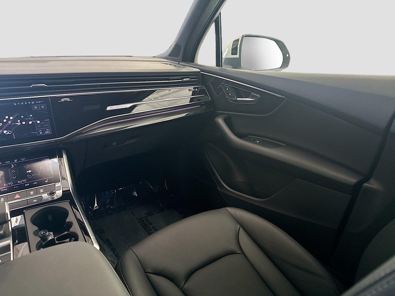 2026 Audi Q7 Premium