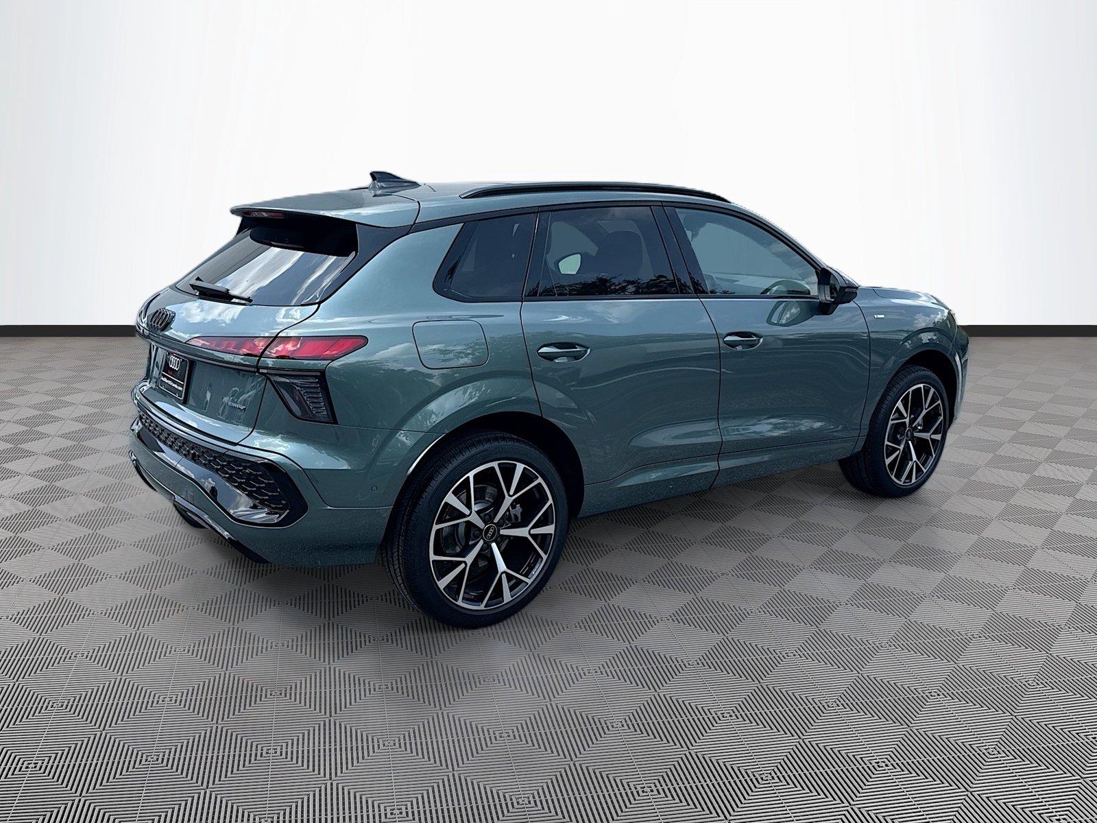 2026 Audi Q3 S line