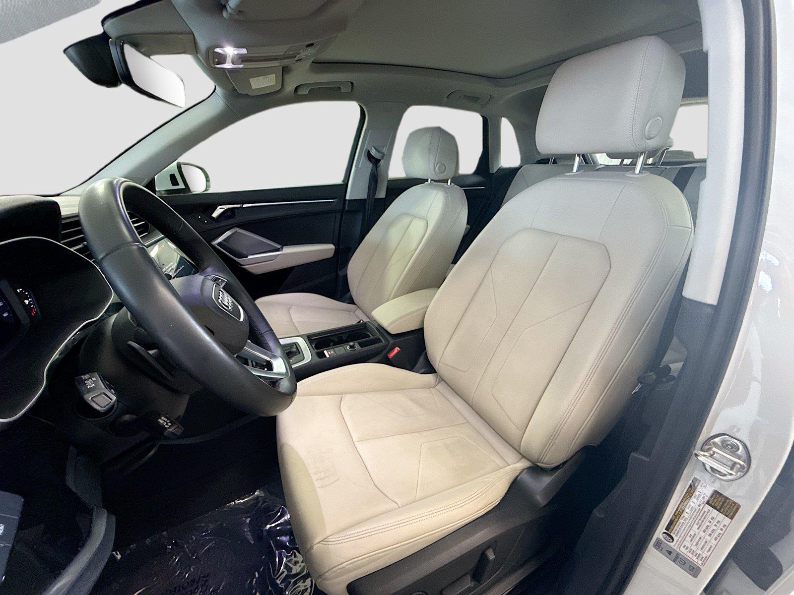 2024 Audi Q3 S line Premium Plus