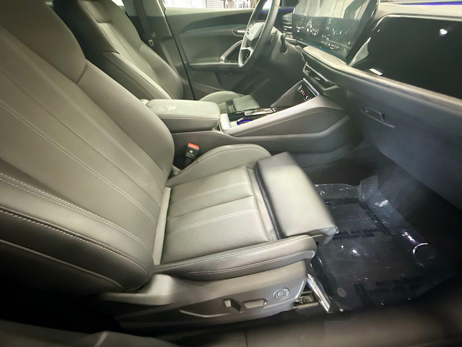 2025 Audi Q5 Premium Plus