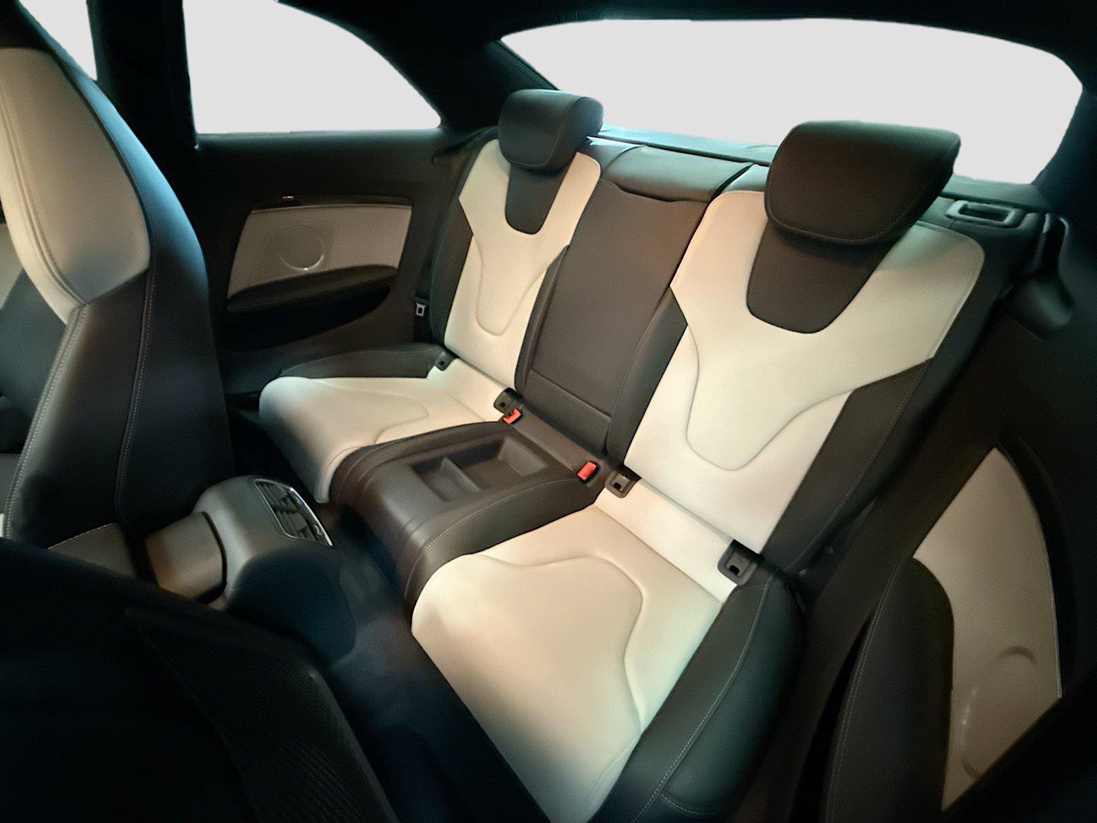2014 Audi S5 Prestige