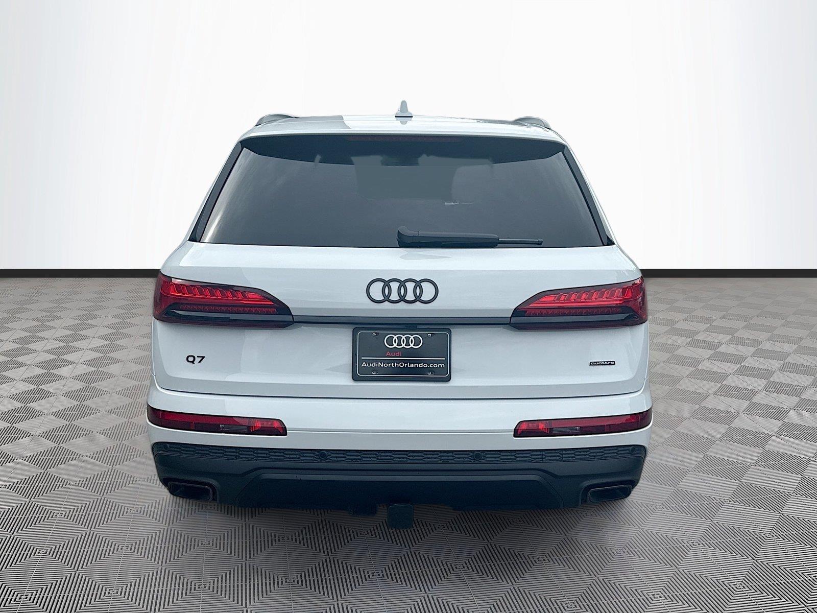 2026 Audi Q7 Premium