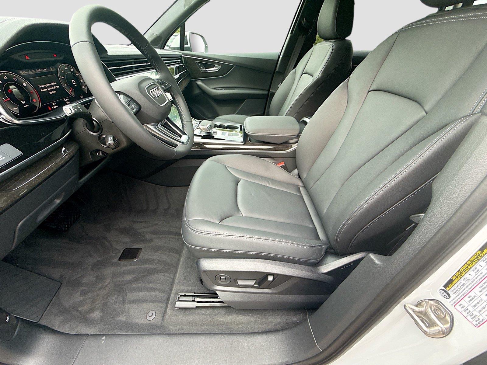 2026 Audi Q7 Premium