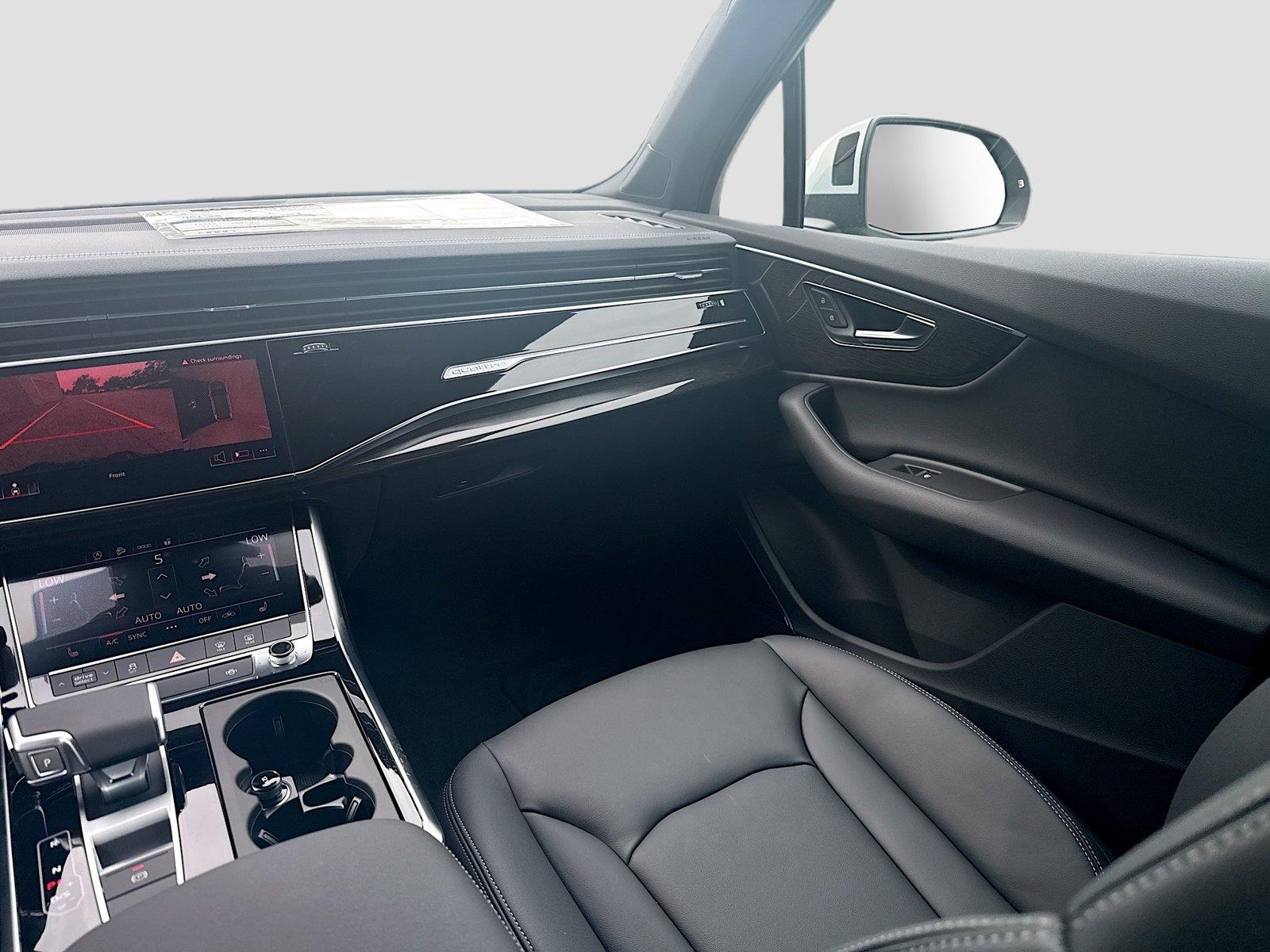 2026 Audi Q7 Premium