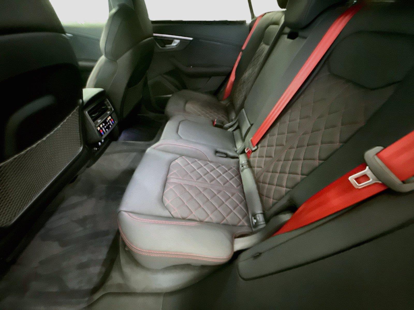 2026 Audi Q8 Prestige